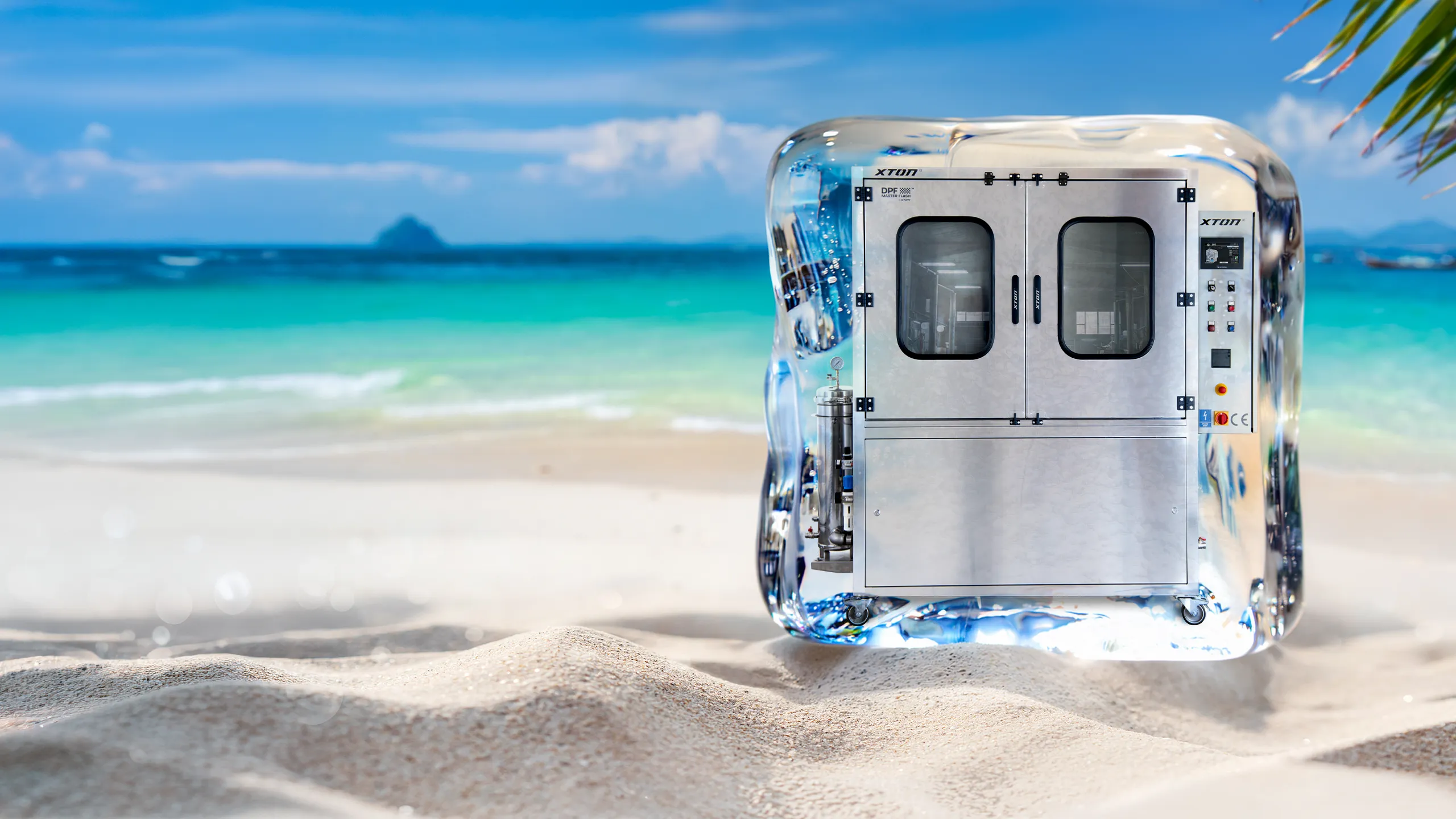 Machine XTON de régénération DPF prise dans un bloc de glace sur une plage